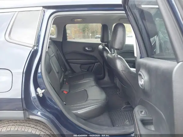 3C4NJDBB2JT434742 2018 JEEP COMPASS - Image 8