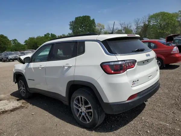 3C4NJDBB2JT441352 2018 JEEP COMPASS - Image 2
