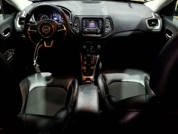 3C4NJDBB2JT455431 2018 JEEP COMPASS - Image 8