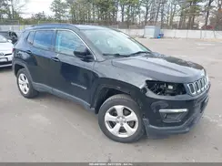 3C4NJDBB2JT457020 2018 JEEP COMPASS
