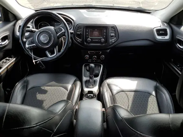 3C4NJDBB2JT458393 2018 JEEP COMPASS - Image 8
