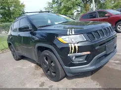 3C4NJDBB2JT479373 2018 JEEP COMPASS