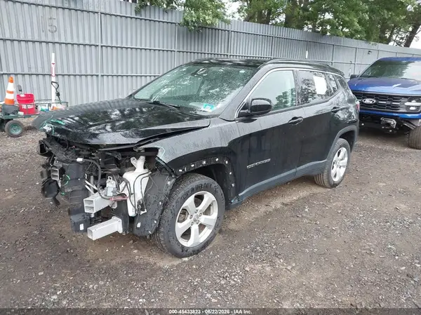 3C4NJDBB2JT481544 2018 JEEP COMPASS - Image 2