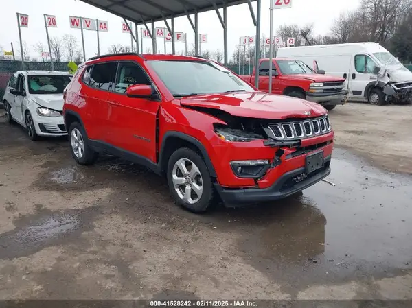 3C4NJDBB2JT485559 2018 JEEP COMPASS - Image 1