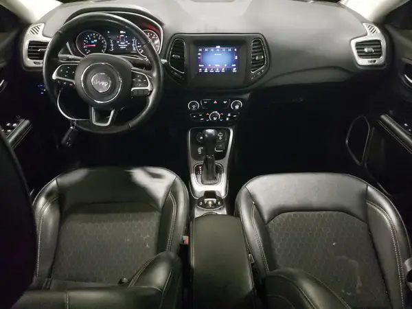 3C4NJDBB2JT501369 2018 JEEP COMPASS - Image 8