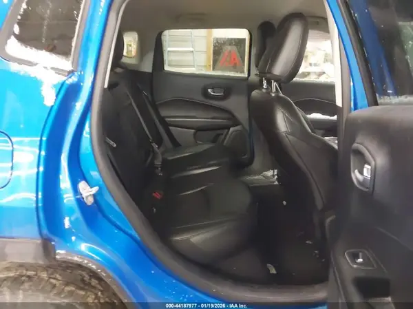 3C4NJDBB2KT593066 2019 JEEP COMPASS - Image 8