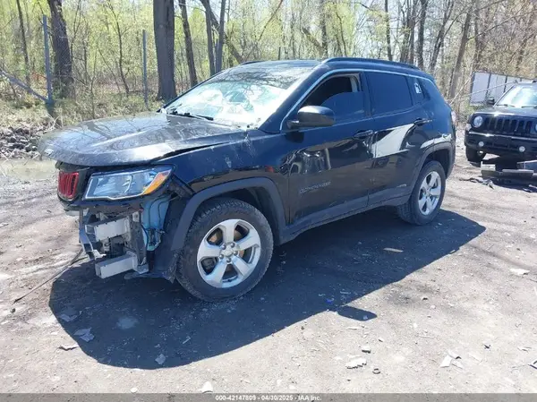 3C4NJDBB2KT593620 2019 JEEP COMPASS - Image 2