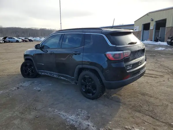 3C4NJDBB2KT593651 2019 JEEP COMPASS - Image 2