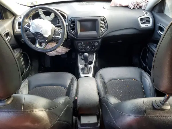 3C4NJDBB2KT593651 2019 JEEP COMPASS - Image 8