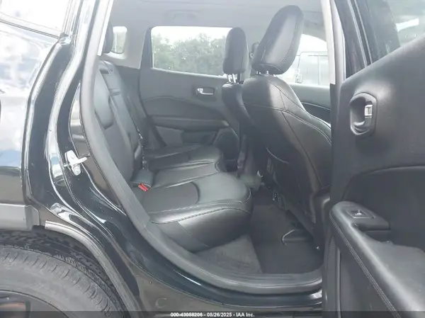 3C4NJDBB2KT598963 2019 JEEP COMPASS - Image 8