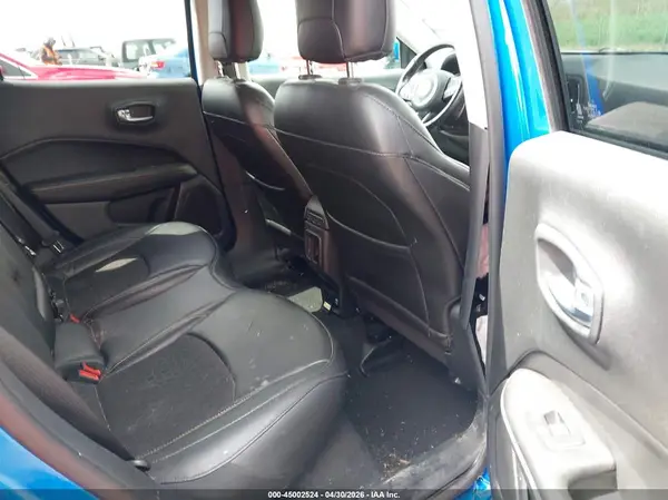 3C4NJDBB2KT600856 2019 JEEP COMPASS - Image 8