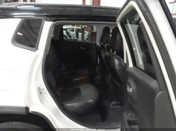 3C4NJDBB2KT616748 2019 JEEP COMPASS - Image 8