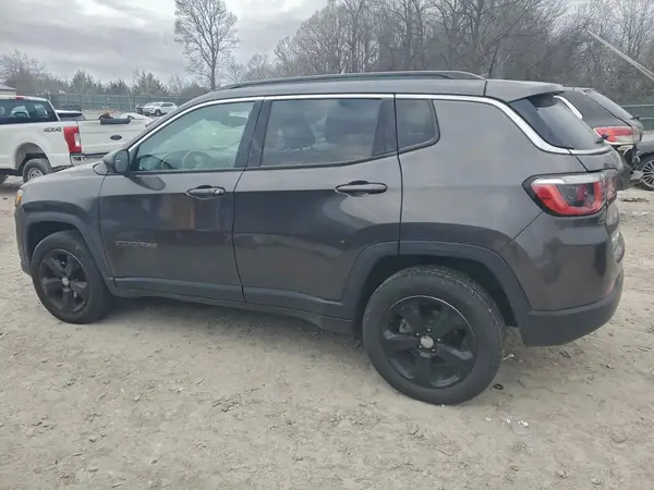 3C4NJDBB2KT629550 2019 JEEP COMPASS - Image 2