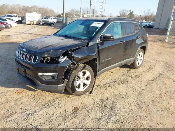 3C4NJDBB2KT647420 2019 JEEP COMPASS - Image 2