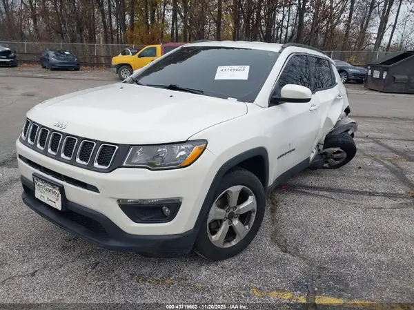 3C4NJDBB2KT647661 2019 JEEP COMPASS - Image 2
