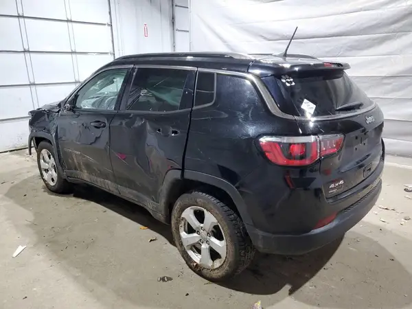 3C4NJDBB2KT647983 2019 JEEP COMPASS - Image 2