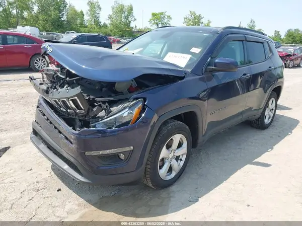 3C4NJDBB2KT650866 2019 JEEP COMPASS - Image 2