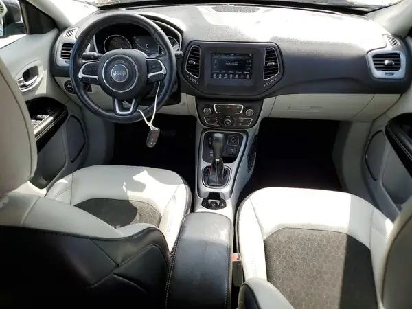 3C4NJDBB2KT654111 2019 JEEP COMPASS - Image 8