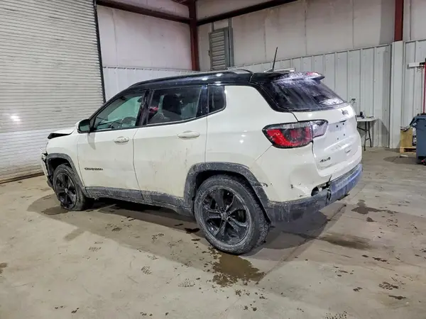 3C4NJDBB2KT682913 2019 JEEP COMPASS - Image 2
