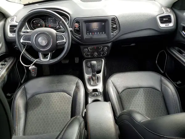 3C4NJDBB2KT683382 2019 JEEP COMPASS - Image 8