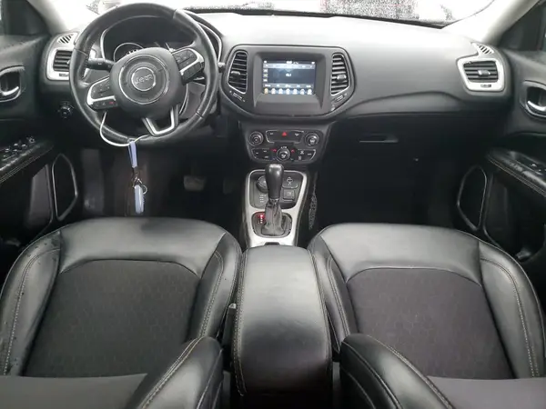 3C4NJDBB2KT695998 2019 JEEP COMPASS - Image 8