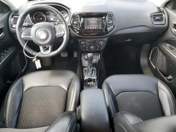 3C4NJDBB2KT696732 2019 JEEP COMPASS - Image 8