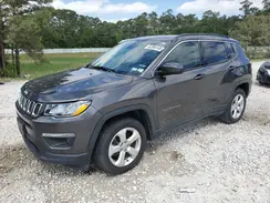 3C4NJDBB2KT704117 2019 JEEP COMPASS