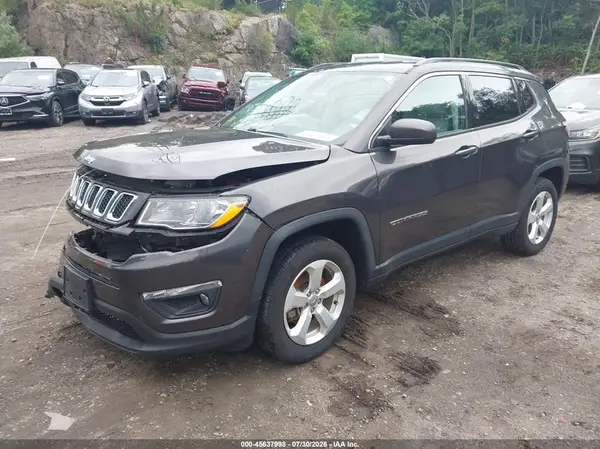 3C4NJDBB2KT712136 2019 JEEP COMPASS - Image 2