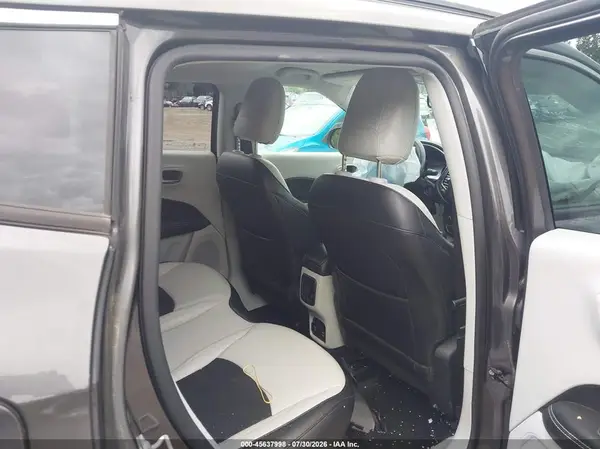 3C4NJDBB2KT712136 2019 JEEP COMPASS - Image 8