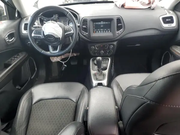 3C4NJDBB2KT712170 2019 JEEP COMPASS - Image 8