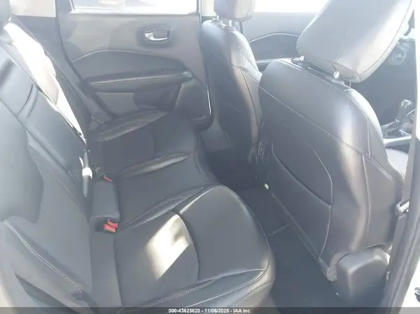 3C4NJDBB2KT713576 2019 JEEP COMPASS - Image 8
