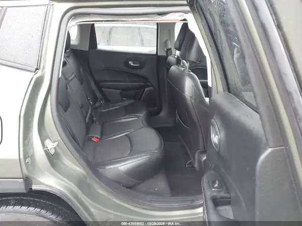 3C4NJDBB2KT713805 2019 JEEP COMPASS - Image 8