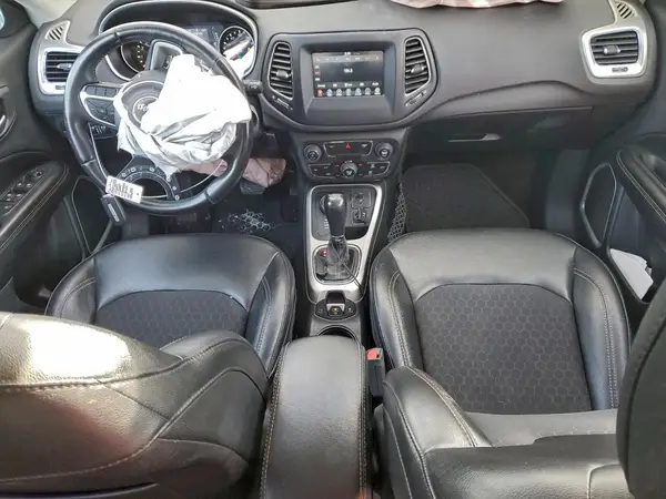 3C4NJDBB2KT716333 2019 JEEP COMPASS - Image 8