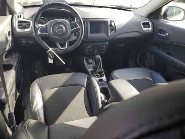 3C4NJDBB2KT729177 2019 JEEP COMPASS - Image 8