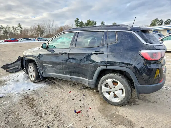 3C4NJDBB2KT729518 2019 JEEP COMPASS - Image 2