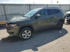 3C4NJDBB2KT735142 2019 JEEP COMPASS