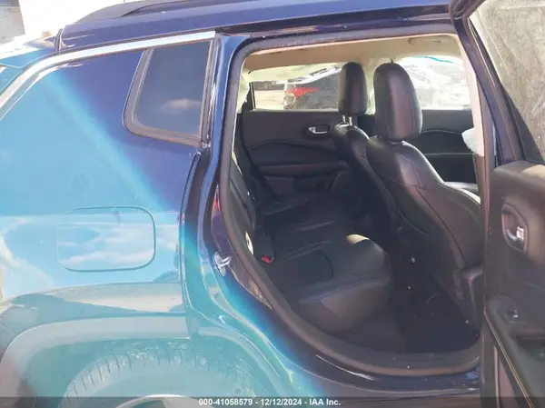 3C4NJDBB2KT740485 2019 JEEP COMPASS - Image 8