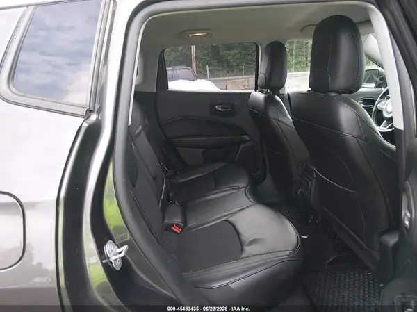 3C4NJDBB2KT748585 2019 JEEP COMPASS - Image 8