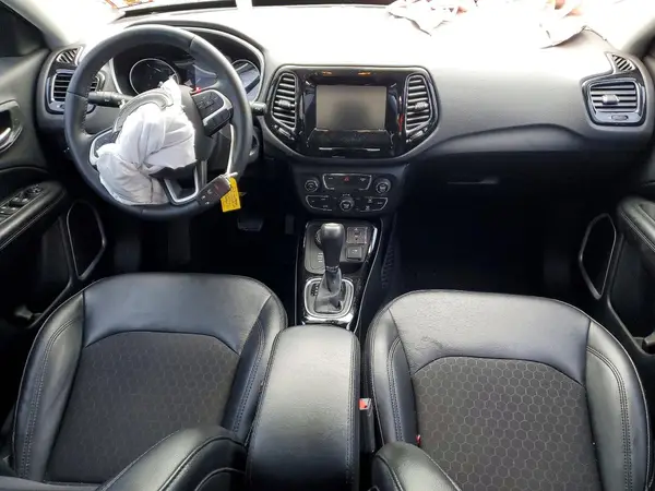 3C4NJDBB2KT750420 2019 JEEP COMPASS - Image 8