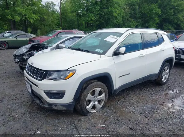 3C4NJDBB2KT754631 2019 JEEP COMPASS - Image 2