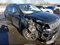 3C4NJDBB2KT760929 2019 JEEP COMPASS