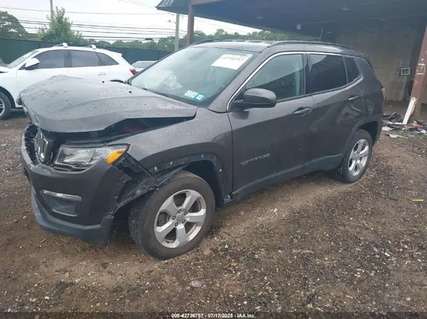 3C4NJDBB2KT767962 2019 JEEP COMPASS - Image 2