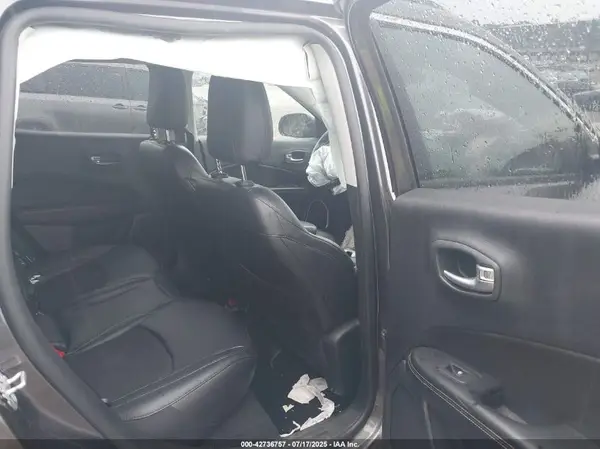 3C4NJDBB2KT767962 2019 JEEP COMPASS - Image 8