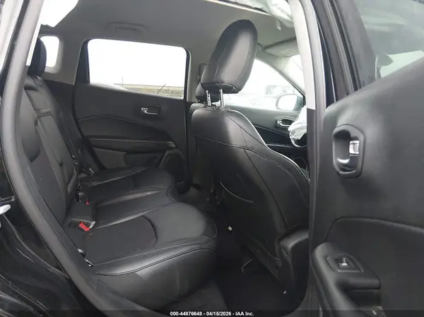 3C4NJDBB2KT787614 2019 JEEP COMPASS - Image 8