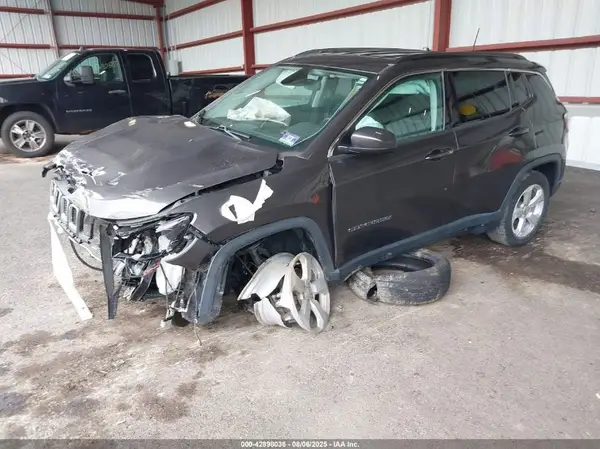 3C4NJDBB2KT792361 2019 JEEP COMPASS - Image 2