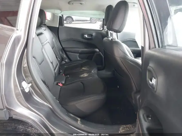3C4NJDBB2KT792361 2019 JEEP COMPASS - Image 8