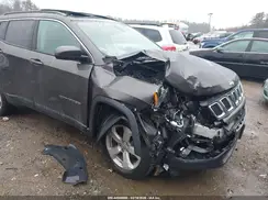 3C4NJDBB2KT807294 2019 JEEP COMPASS