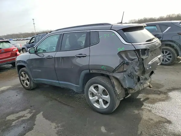 3C4NJDBB2KT812351 2019 JEEP COMPASS - Image 2