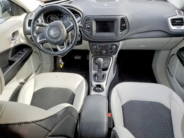 3C4NJDBB2KT812351 2019 JEEP COMPASS - Image 8