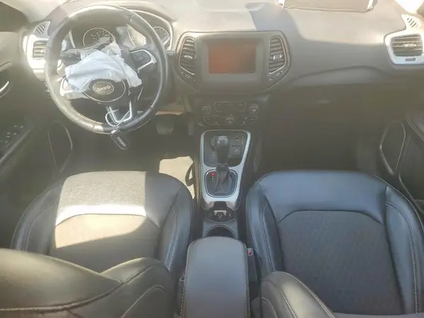 3C4NJDBB2KT812902 2019 JEEP COMPASS - Image 8